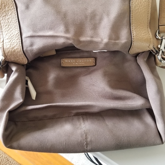 Marc Jacobs | Crossbody Leather Bag - Picture 7 of 14